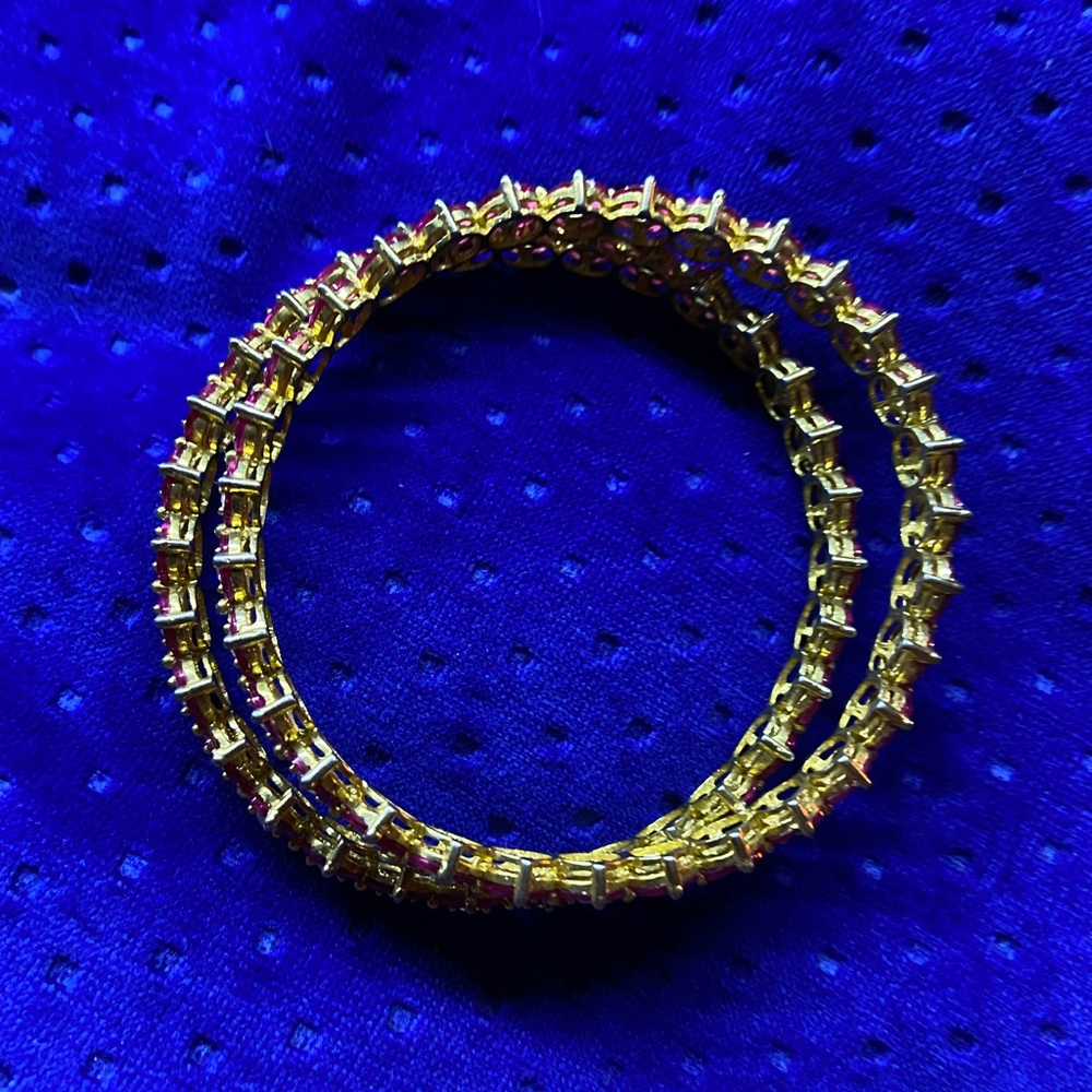 Bangles 🍒🍒🍒 - Picture 3 of 10